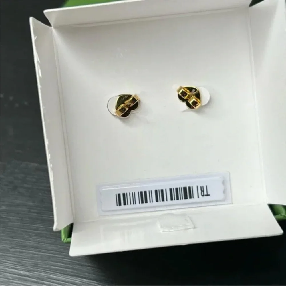 Kate Spade New York Pearls On Pearls Stud Earrings, model KB887